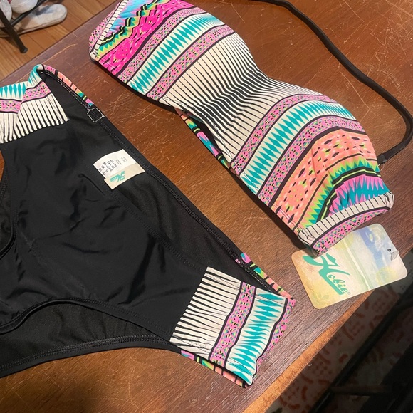 Colorful Striped Bikini Set - Picture 2 of 3